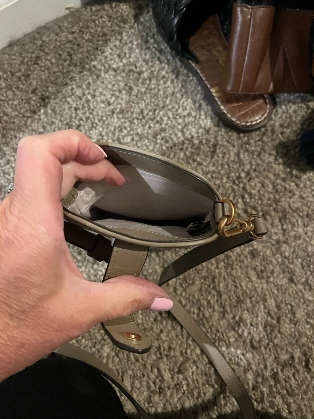 kate spade Beige and White Floral Jacquard Crossbody with Gold Hardware